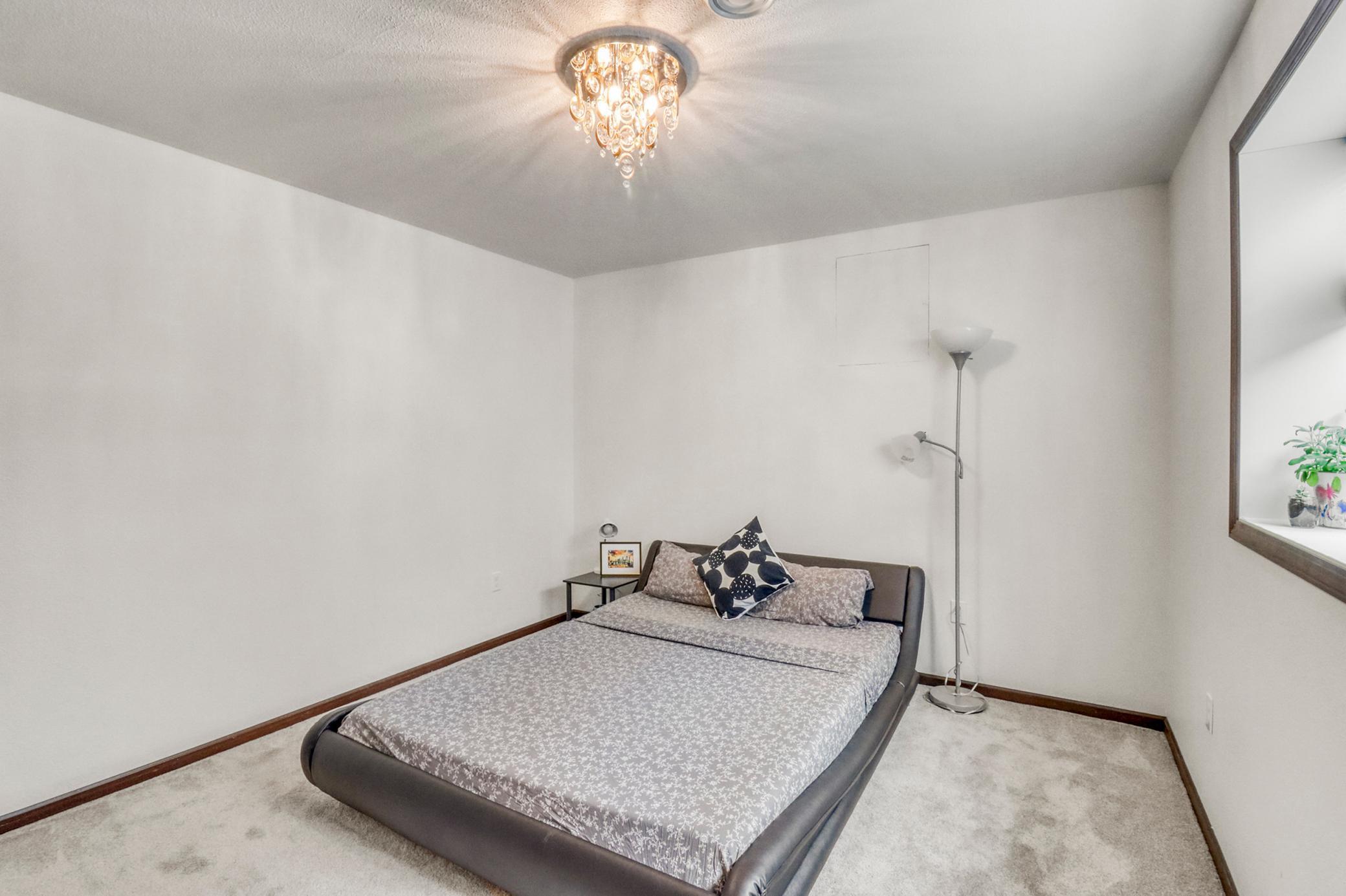 Basement Bedroom1_2-3264.JPG