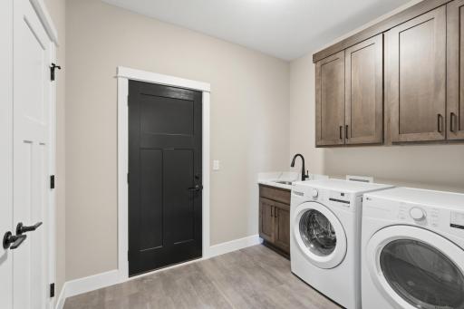 529 Chapman Hills Court, Hudson, WI 54016