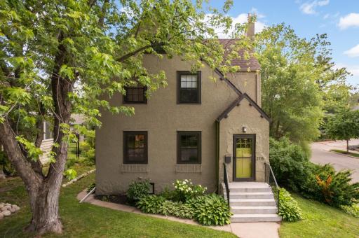 2715 Robbins Street, Minneapolis, MN 55410
