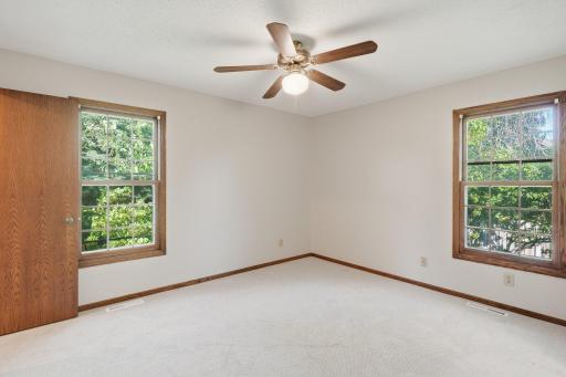 785 Santa Vera Drive, Chanhassen, MN 55317
