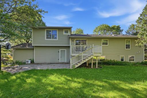 785 Santa Vera Drive, Chanhassen, MN 55317