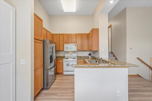 2259 Saint Johns Place, Woodbury, MN 55129