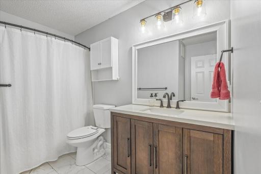 2259 Saint Johns Place, Woodbury, MN 55129