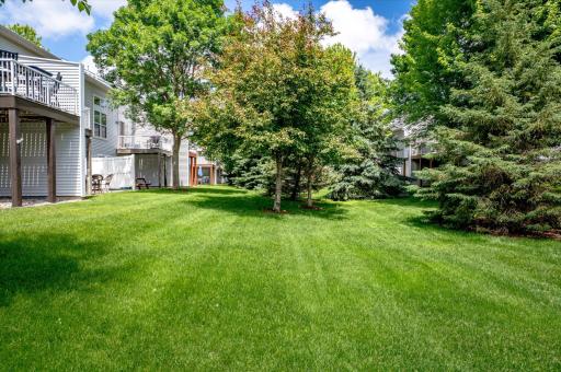 2259 Saint Johns Place, Woodbury, MN 55129