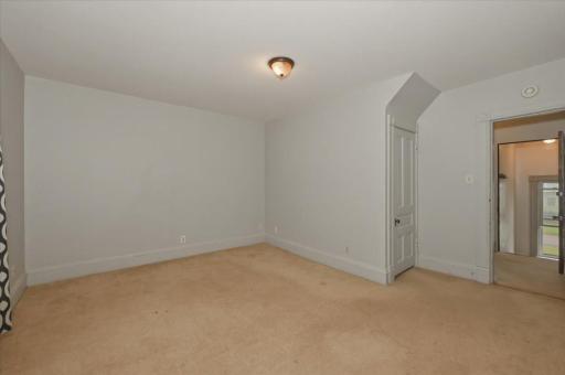 2004 E 5th Street, Superior, WI 54880