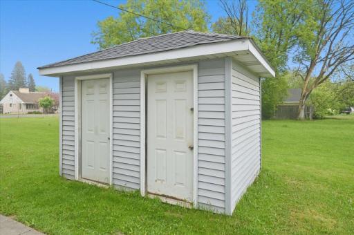 2004 E 5th Street, Superior, WI 54880