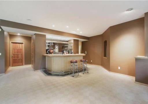 8217 W 93rd Street Circle, Minneapolis, MN 55438