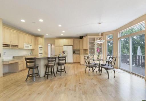 8217 W 93rd Street Circle, Minneapolis, MN 55438