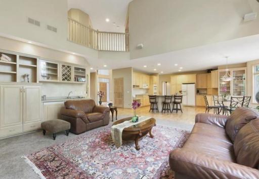 8217 W 93rd Street Circle, Minneapolis, MN 55438