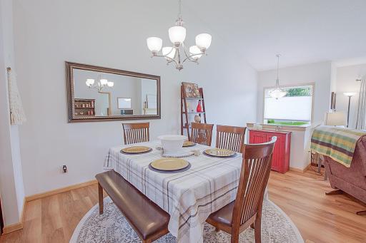 603 Bluffs Parkway, Buffalo, MN 55313