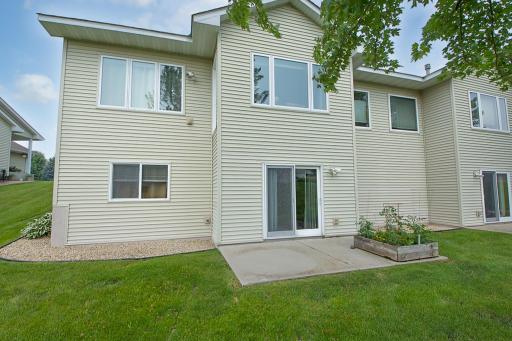 603 Bluffs Parkway, Buffalo, MN 55313