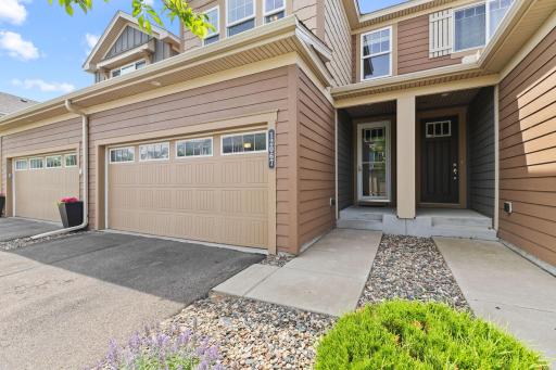 12067 84th Avenue N, Osseo, MN 55369