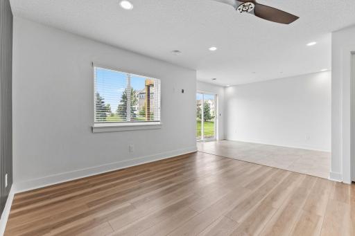 12067 84th Avenue N, Osseo, MN 55369
