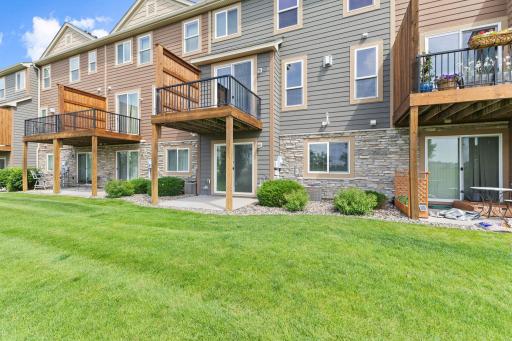 12067 84th Avenue N, Osseo, MN 55369
