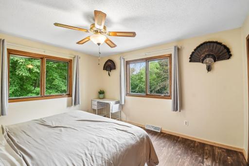 24-web-or-mls-194th Ave-S1607-024.jpg
