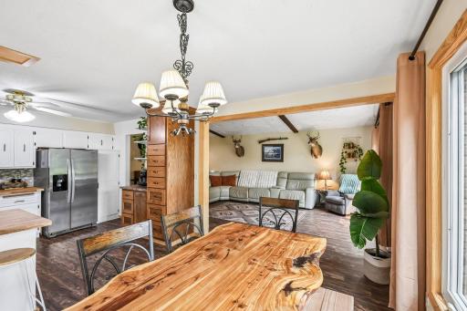 15-web-or-mls-194th Ave-S1607-015.jpg