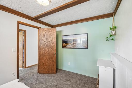 32-web-or-mls-194th Ave-S1607-032.jpg