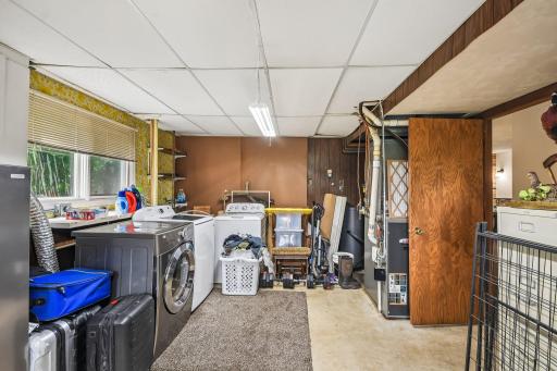 34-web-or-mls-194th Ave-S1607-034.jpg