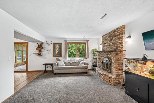 9-web-or-mls-194th Ave-S1607-009.jpg