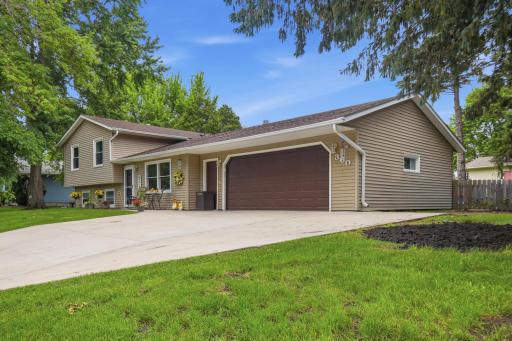 360 Allan Avenue, Owatonna, MN 55060