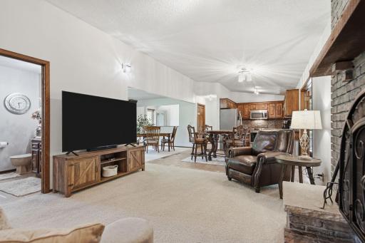 Step inside to the bight and open floor plan!