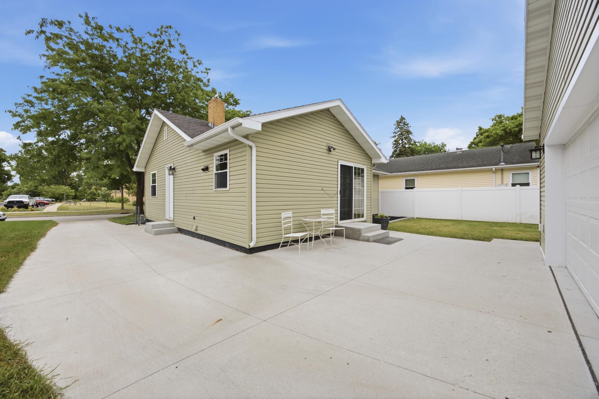 Patio Area/Driveway