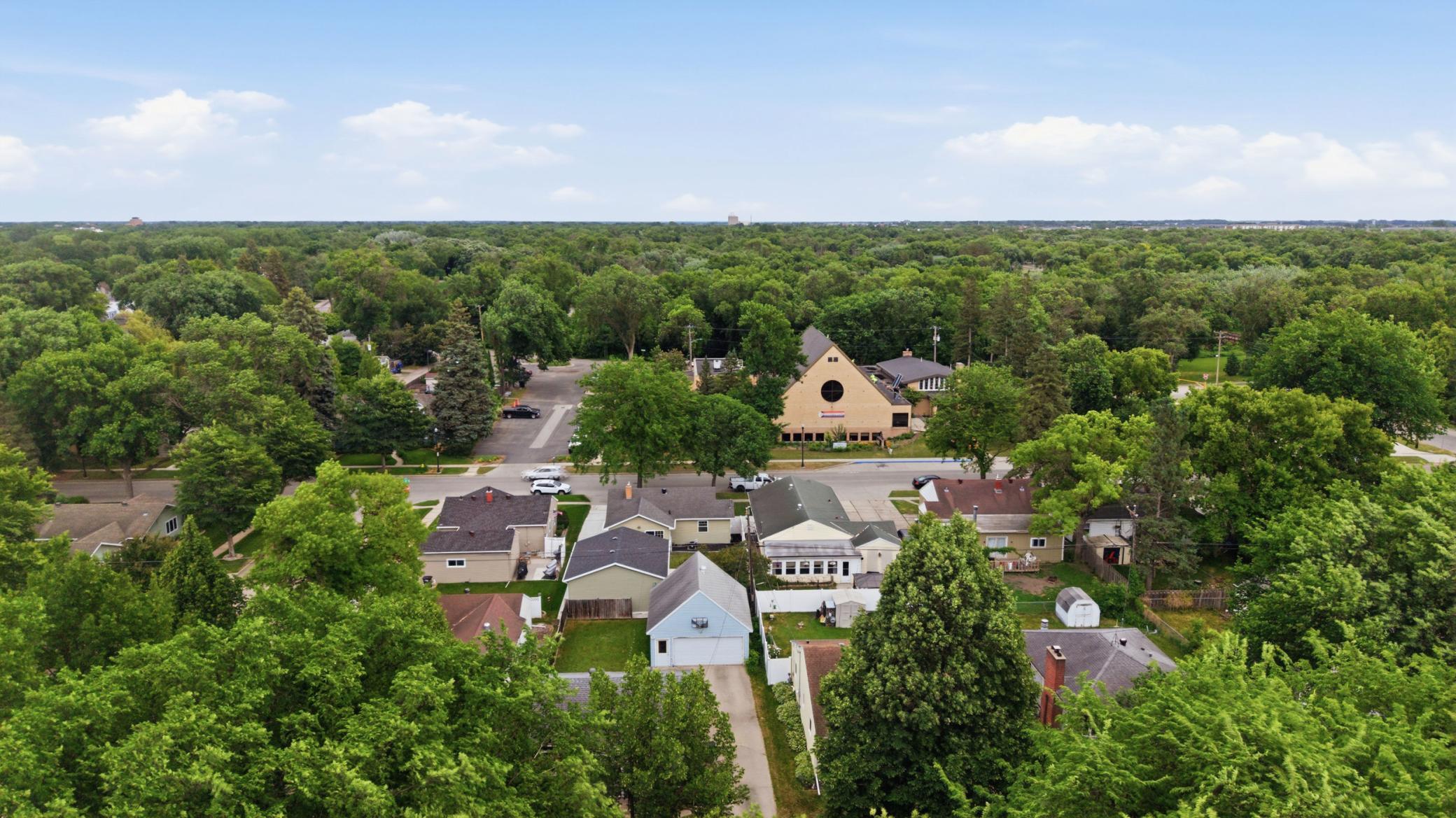 Lindenwood Park/Neighborhood Aerial View