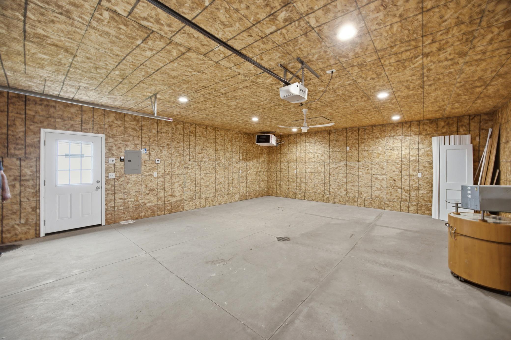 Garage Interior - Heated and floor drain