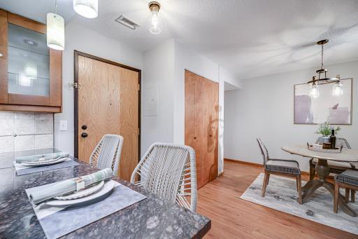 232 W Franklin Avenue, 303, Minneapolis, MN 55404