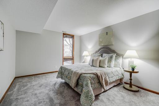 232 W Franklin Avenue, 303, Minneapolis, MN 55404