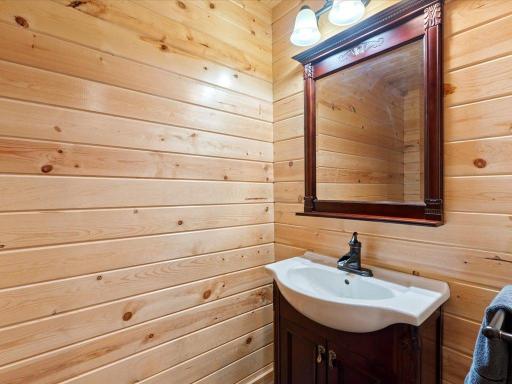 1009 Bear Path Drive, Park Rapids, MN 56470