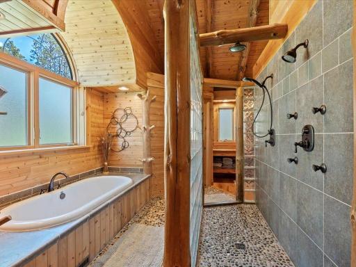1009 Bear Path Drive, Park Rapids, MN 56470