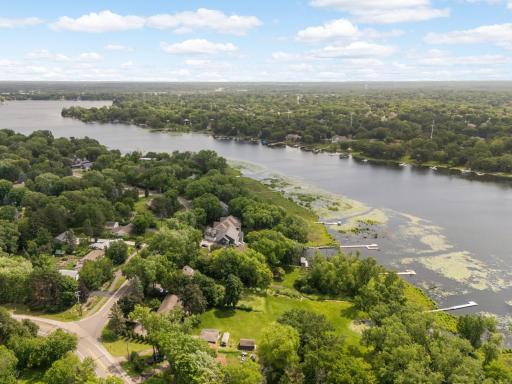 2884 W Owasso Boulevard, Roseville, MN 55113