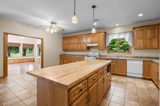 33480 Hemingway Avenue, Stacy, MN 55079
