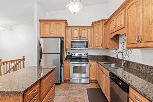 7923 147th Street W, Apple Valley, MN 55124