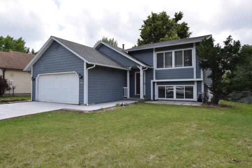 4743 Ridgewind Trail, Eagan, MN 55122