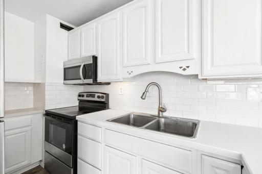 19 1st Street S, B908, Minneapolis, MN 55401