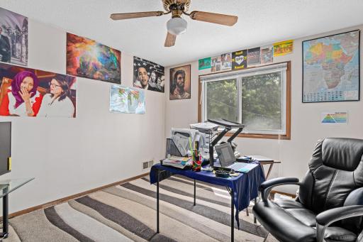 980 Jessamine Avenue E, Saint Paul, MN 55106
