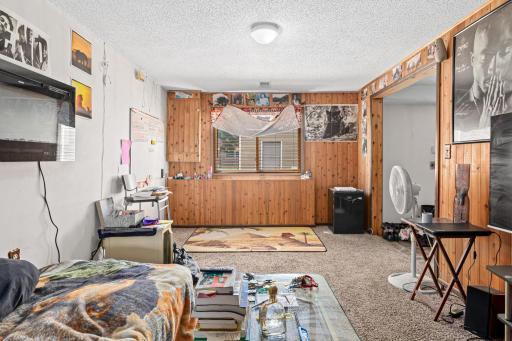 980 Jessamine Avenue E, Saint Paul, MN 55106