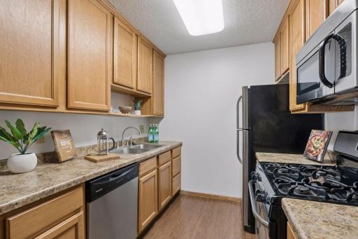 518 78th Avenue NE, Spring Lake Park, MN 55432