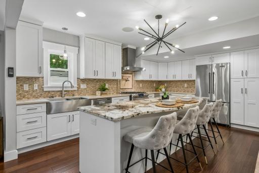 4160 Utica Avenue S, Saint Louis Park, MN 55416