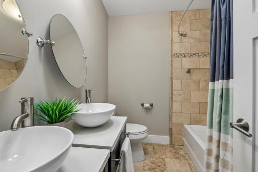 4160 Utica Avenue S, Saint Louis Park, MN 55416