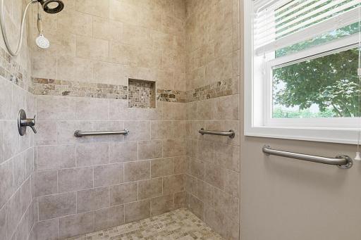145 Colman Court, Saint Joseph, MN 56374
