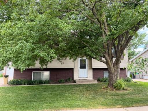 4911 22nd Avenue NW, Rochester, MN 55901