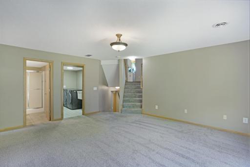 6926 Taylor Drive, Savage, MN 55378