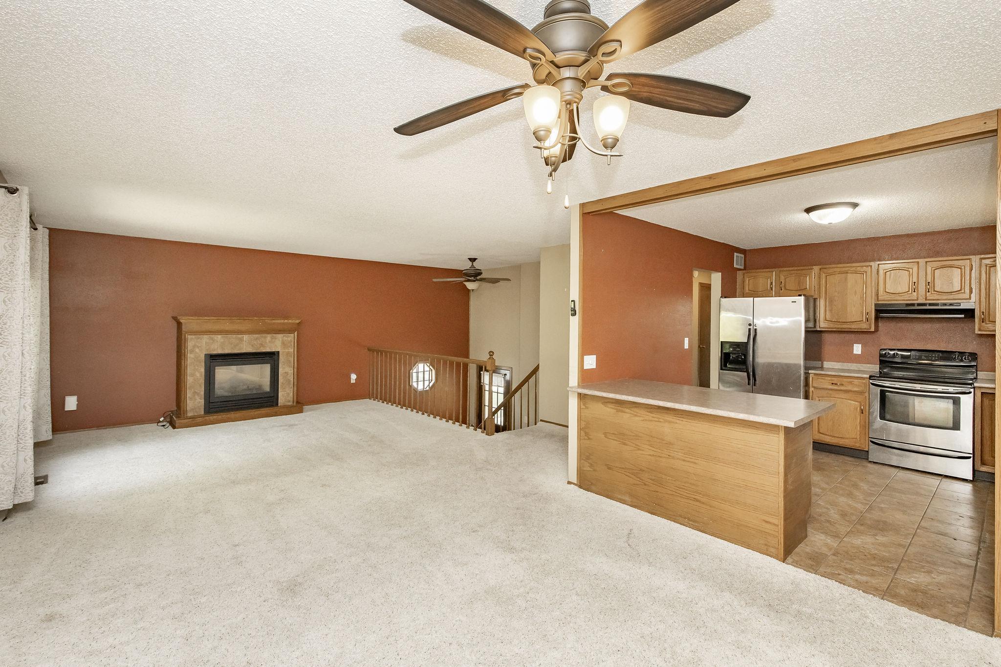 Living Room/Dining Room