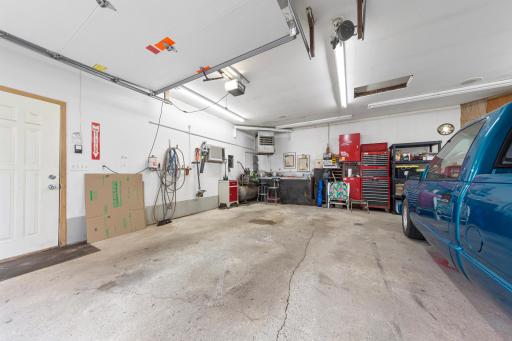 806 5th Street NW, Faribault, MN 55021