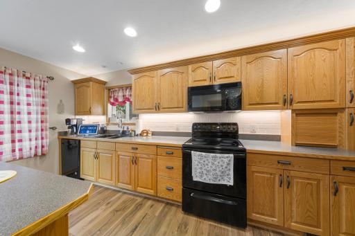 806 5th Street NW, Faribault, MN 55021
