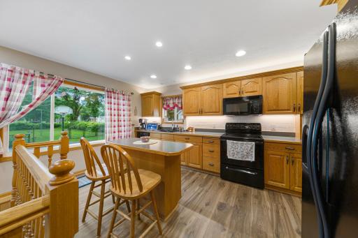 806 5th Street NW, Faribault, MN 55021