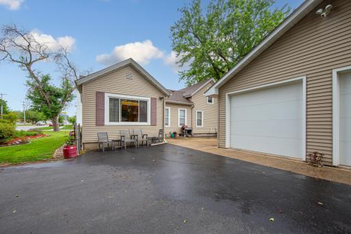 806 5th Street NW, Faribault, MN 55021